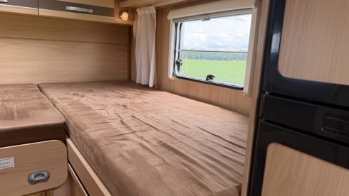 4p Sunlight semi-integrated uit 2013