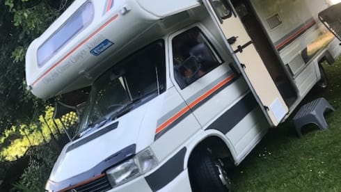 Nellie – VW T4 Coach built Motorhome