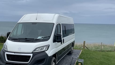The Wondering Boxer – 3 berth 2016 Peugeot Boxer campervan.