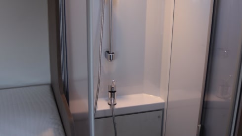 T447 editie – 4p Carado semi-integrated uit 2026