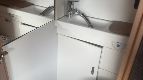 Cane  – 2 berth Weinsberg  carbs 540  campervan from 2019