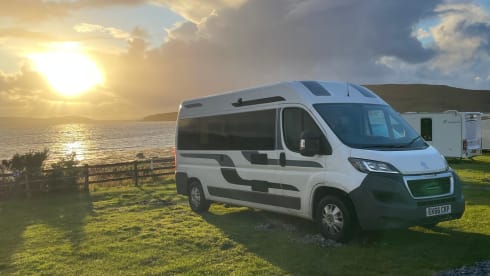 Tomo – 2 berth Peugeot campervan from 2017