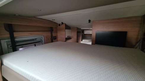 4p Knaus semi-integrated from 2022