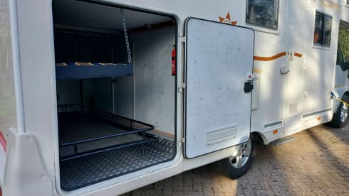 Superruime gezinscamper – 5p Elnagh Marlin 64 Alcove from 2001
