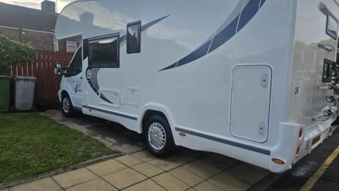 6 berth ford transit motorhome – 6 berth Chausson alcove from 2016