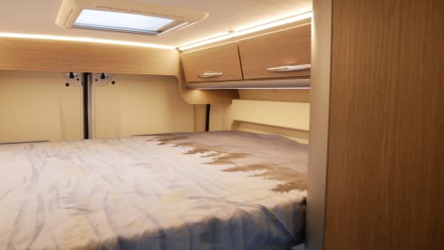 Chausson 6, Bus Camper 6 Mtr With Sleeping Lifting Roof, Up To 6 Pers Sleep!!