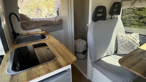 Duci – 🚐 Fiat Ducato Off-Grid Adventure for 2 Explorers! 🌟 | Euro 5