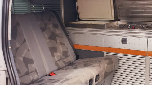 Mercedes Westfalia camper bus, MarcoPolo 4 persons