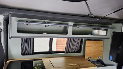 Reggie – 2025 Renault Crusader Off-Grid 4-berth Campervan