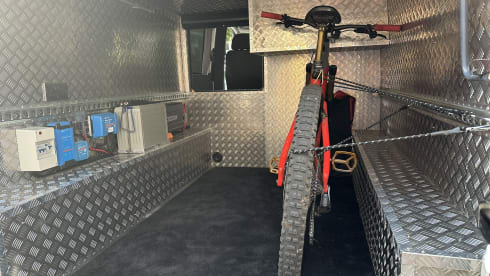 Camper for outdoor enthusiasts - Mountain or Road Biking, Surf Wagon