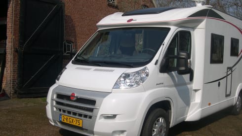 Relaxed en comfortabel rijdende Burstner Nexxo t 728 