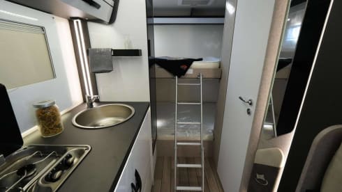 8p McLouis alcove uit 2025