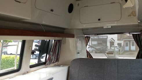 Rika – Vw T3/T25 Syncro 4x4 from £103pn