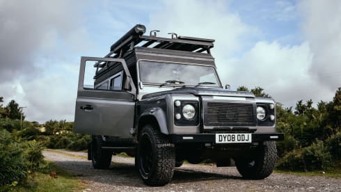 VENTURE – Ultimate Land Rover Camper - 4 berth - Cornwall