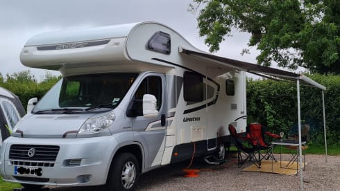 The Colonel – Our Home on Wheels