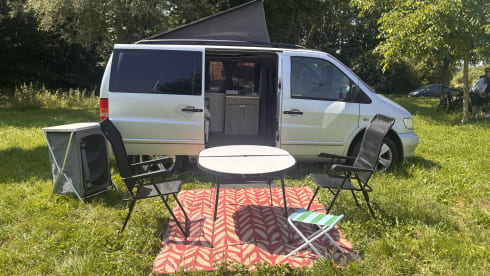 Danny de Vito – Mercedes-Benz Vito camper van 