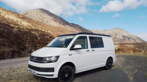 SCOTTISH EXPLORER T6 – VW POP TOP CAMPER 4 BERTH