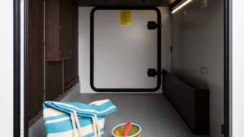 Nieuwe ruime benimar Cocoon 463 – New spacious Benimar463 from 2022