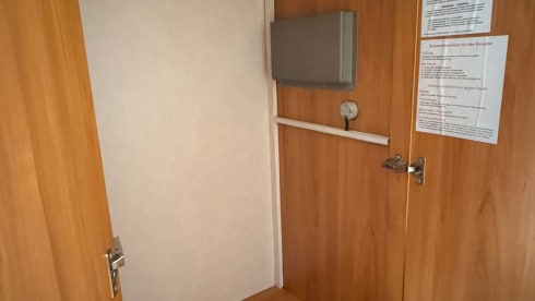 "Popeye II' – Very luxurious, spacious 4p Hymer B514 CL Silver Line, XXL garage, 160 hp