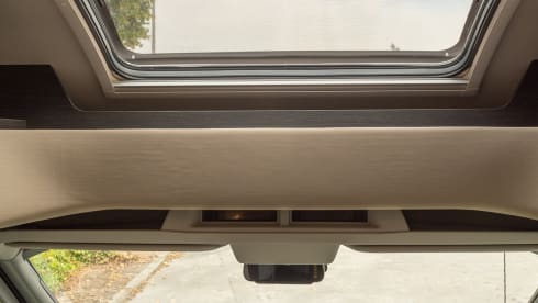 5p Ford semi-integrated 2022