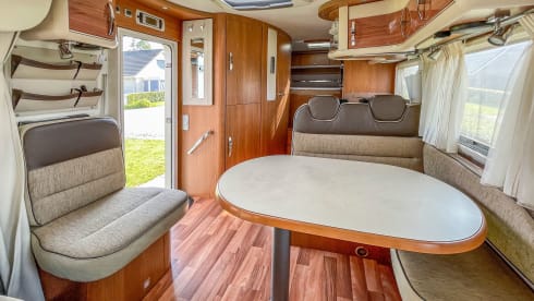4p Hymer integrated from 2009