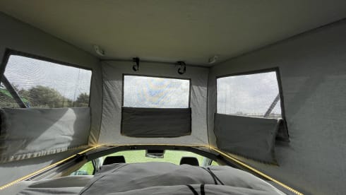 Mammoet – 4p Volkswagen campervan uit 2014