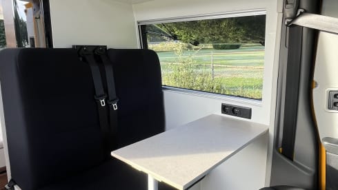 Cheerful L2H2 Camper 2020 (Off-Grid)
