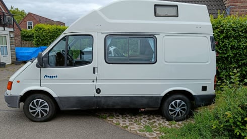 De Bobbel – Ford Nugget West Falia Bus Camper