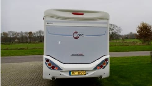 3 person camper half integral