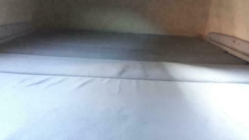 Nuggie – Go on an adventure with our nice Ford Nugget