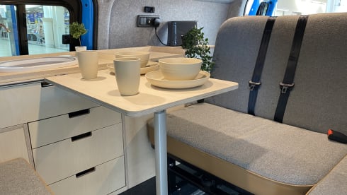 4 Birth – VW Caddy Camper