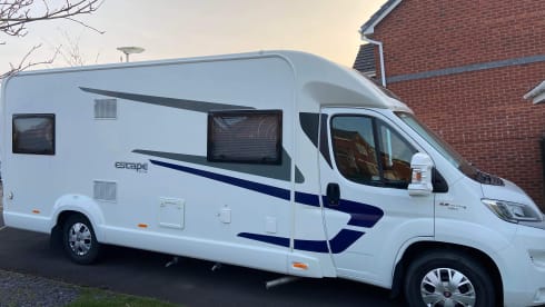 Luxurious 4 berth Motorhome 