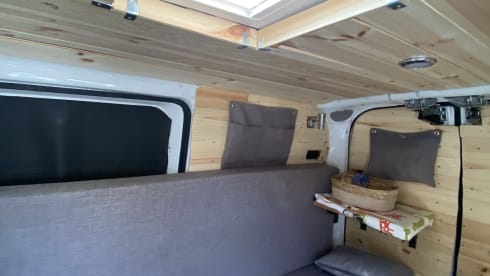 Smalls – A big adventure in a small van