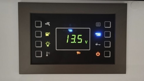 4p McLouis integrated uit 2025