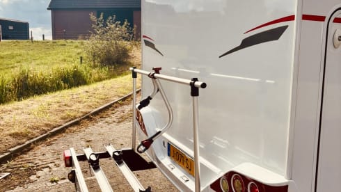 Very luxurious and spacious Adria Matrix family camper (max. 5 pers.).