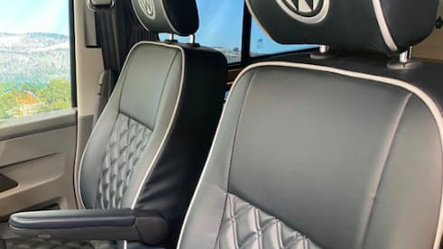 Seymour  – Luxury 2021 VW high spec campervan with flexible collection/drop-off
