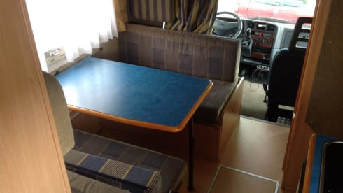 Very spacious 6 person family camper Fiat Ducato 2.8 jitd