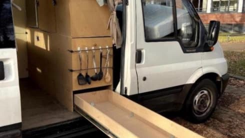 2p Ford campervan from 2002