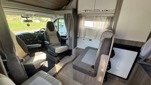 Benny boy – 4 berth Benimar alcove from 2021
