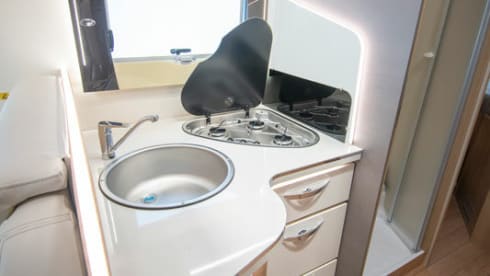 Mclouis  – Dora - 4 berth Luxury Family Motorhome (2025)