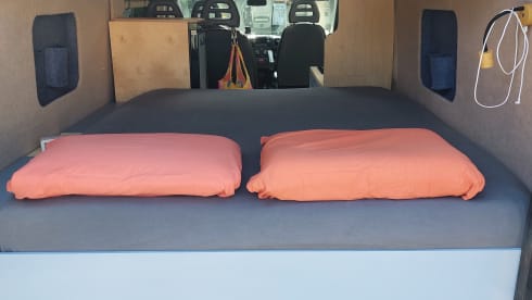 Grigetta  – 2-person campervan from 2018