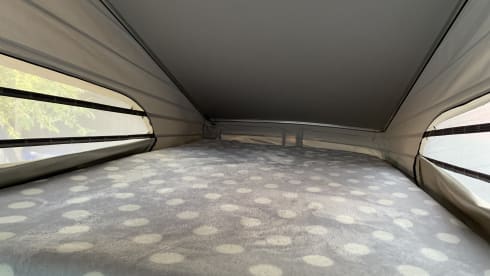 MP VAN – 4p Mercedes-Benz campervan from 2011