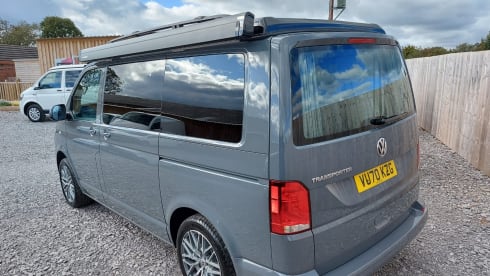 Nagelneuer VW T6.1 Wohnmobil