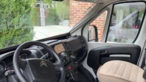 King Camper – 5p Sun Living alcove uit 2021