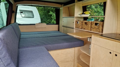Self-built VW T5 camper for 2 people