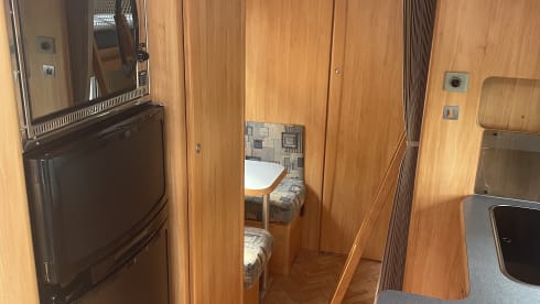 Nette ruime Adria Familie camper