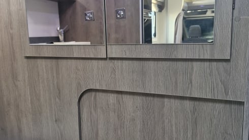 Chausson Titanium 640 für 4 Personen – Luxus, Platz & Automatik-Wohnmobil