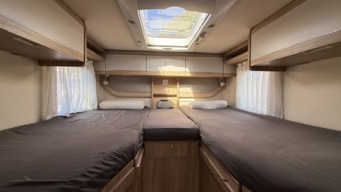 Enjoy Hymer Camper (2018) – 2p Hymer Compact met lengte bedden