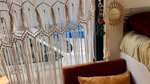 Roxy – 2p Fiat bus uit 2023