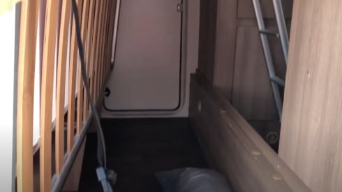 Mobile home with 6 sleeping places - My home is where my camper is